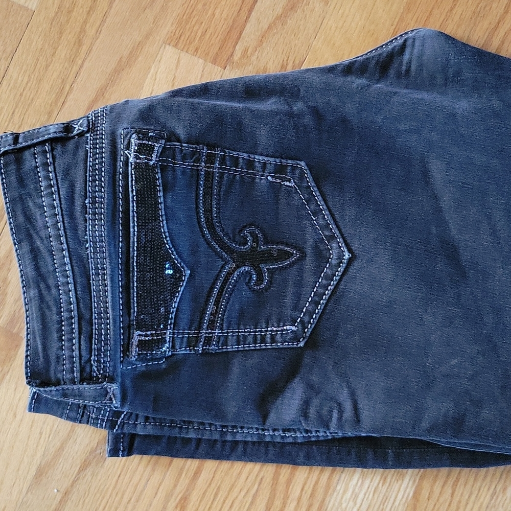 Rock Revival easy skinny jeans